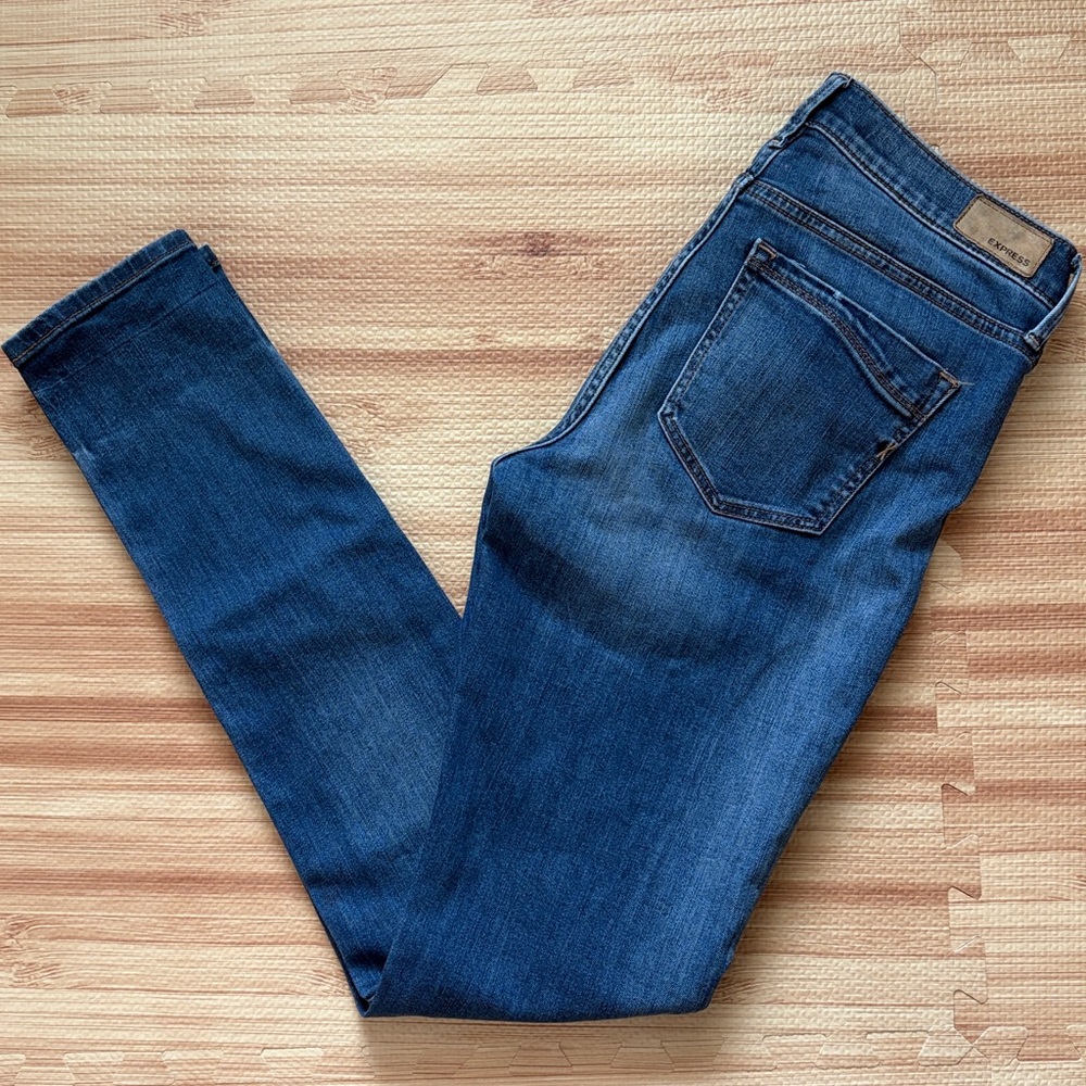 EXPRESS size 6L Skinny Jeans. Repreve Stretch Mid-Rise Legging.